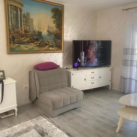 Apartman Lara Sveti Stefan Exteriör bild