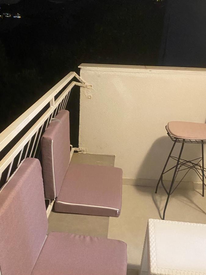 Apartman Lara Sveti Stefan Exteriör bild