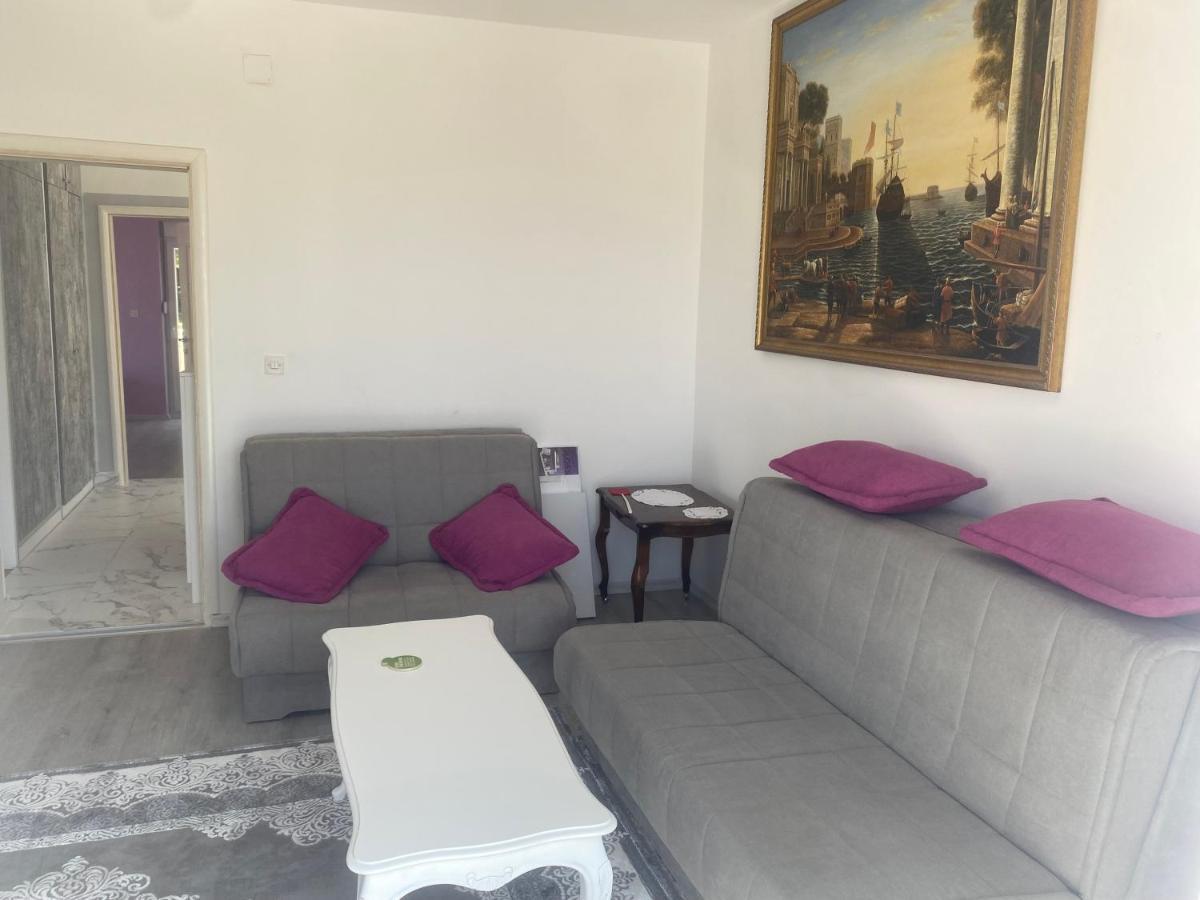 Apartman Lara Sveti Stefan Exteriör bild