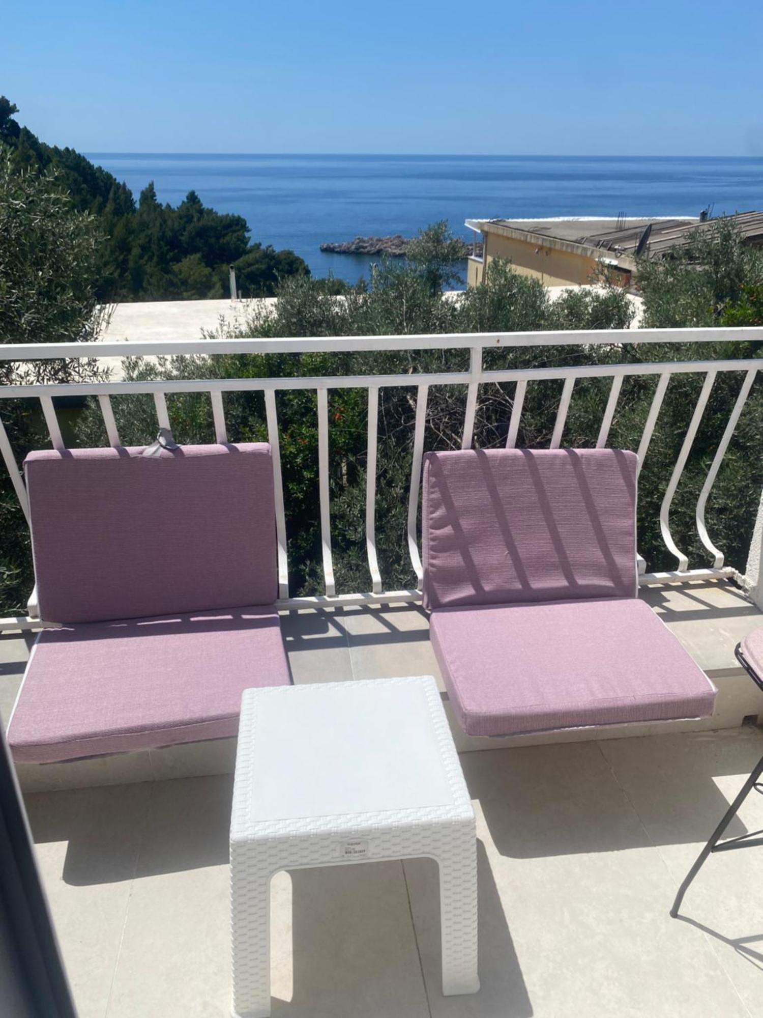Apartman Lara Sveti Stefan Exteriör bild
