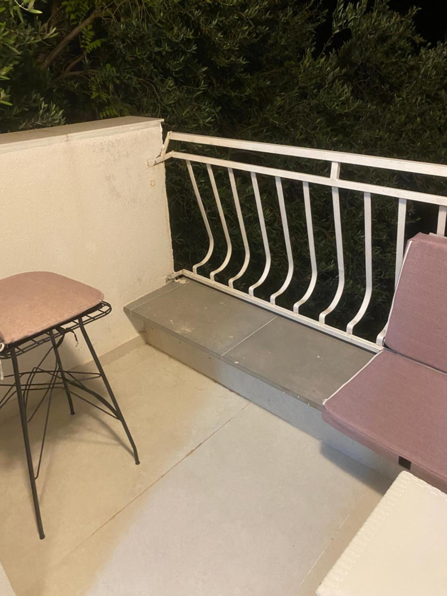 Apartman Lara Sveti Stefan Exteriör bild