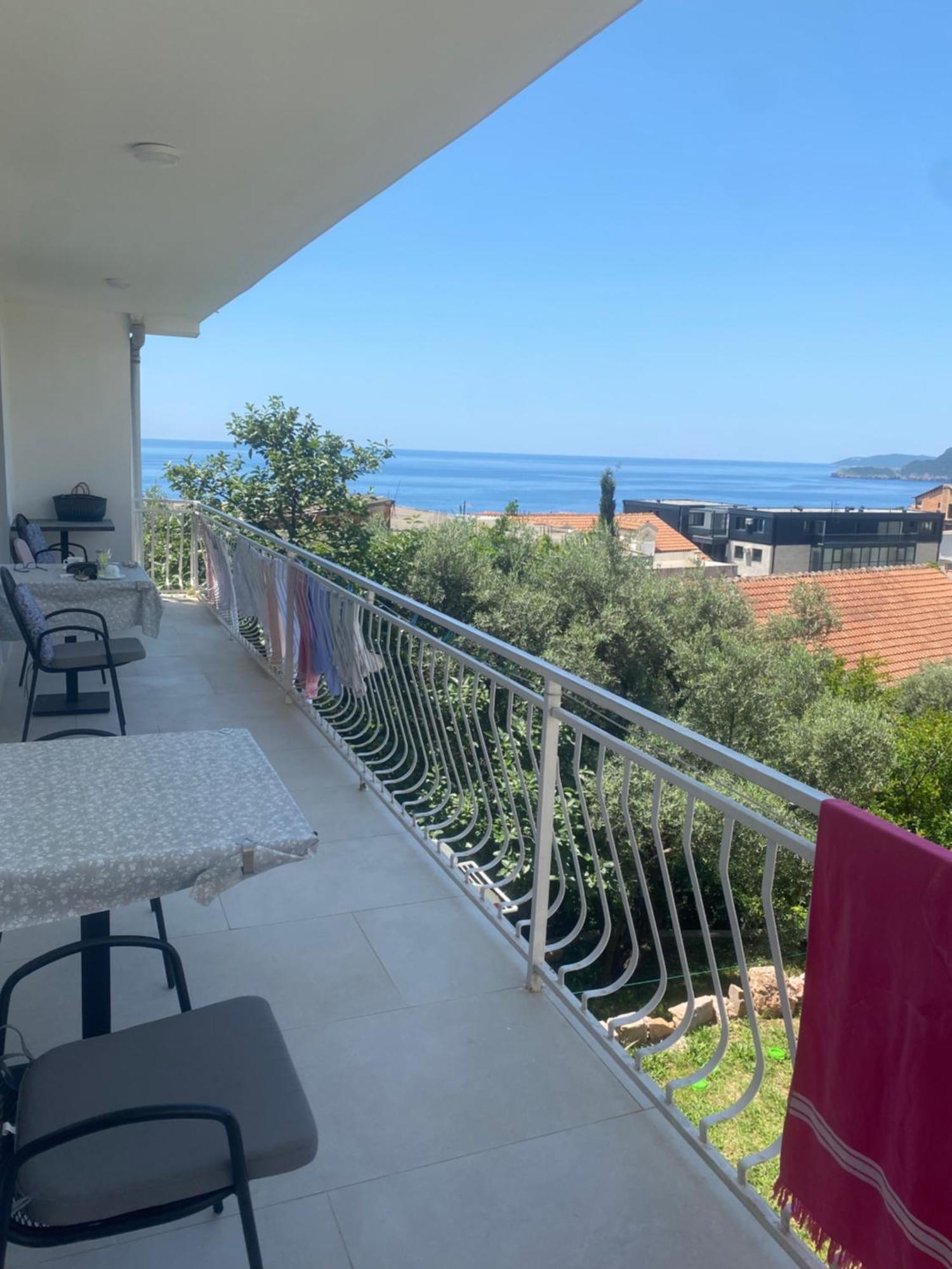 Apartman Lara Sveti Stefan Exteriör bild